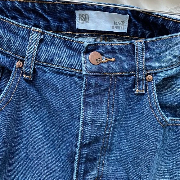 RSQ Distressed Boyfriend Jeans - Picture 16 of 16